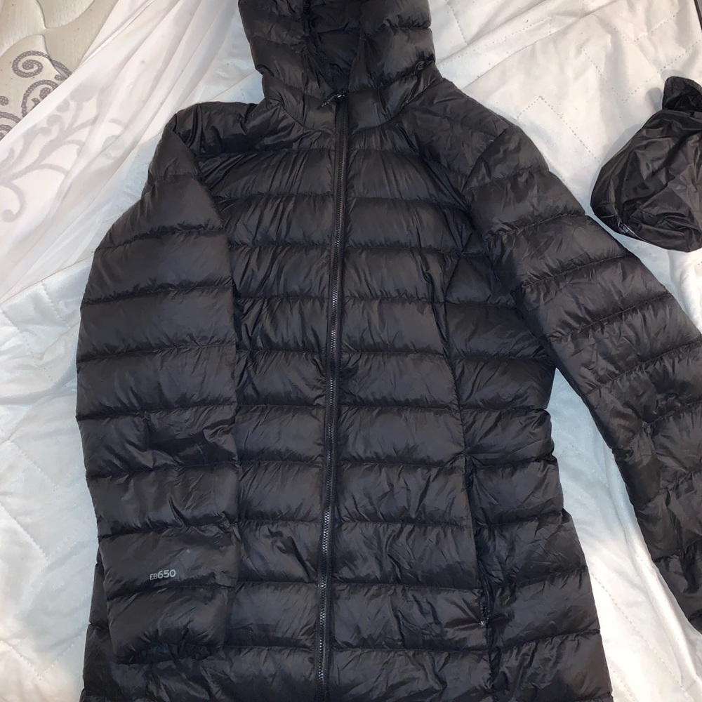 Eddie Bauer Puffy Black Jacket